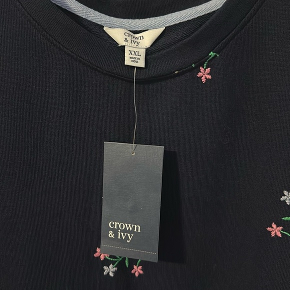 Crown and Ivy navy scooped neck sweater with stitched flowers NWT - Picture 1 of 4